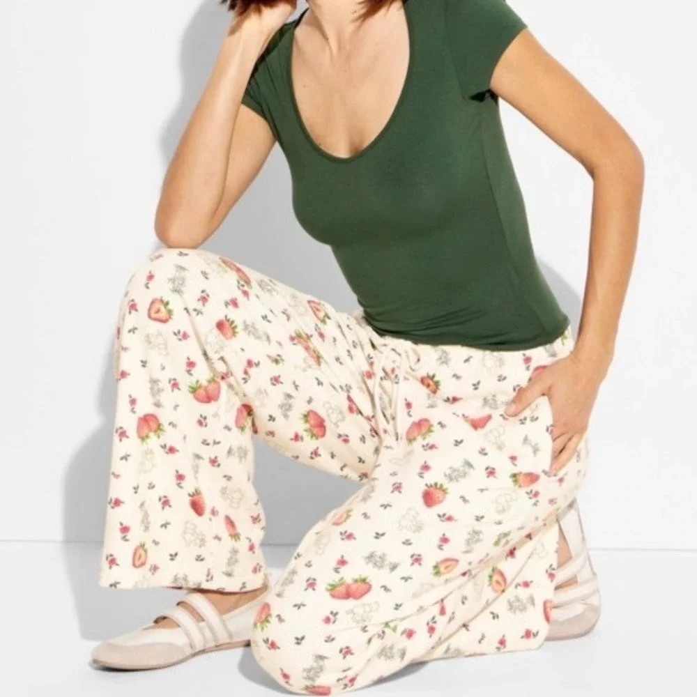 Disney Winnie the Pooh Strawberry Wide Leg Pajama Pants Off White XXL NWT - Picture 5 of 7
